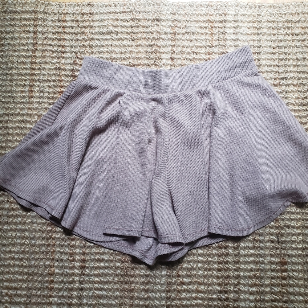 Lulus skirt/shorts size small grayish/brown
